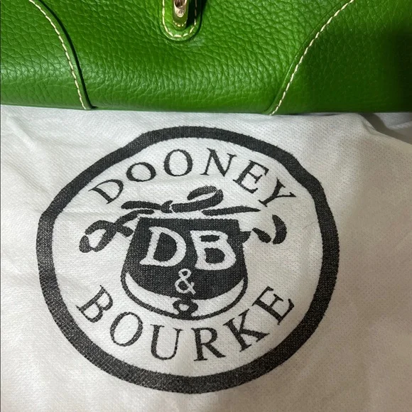Dooney & Bourke Vibrant Green Shoulder Bag - Picture 2 of 13
